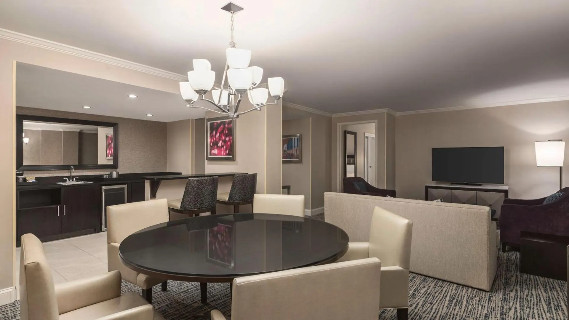 Hilton Tampa Downtown Hotel 4*,